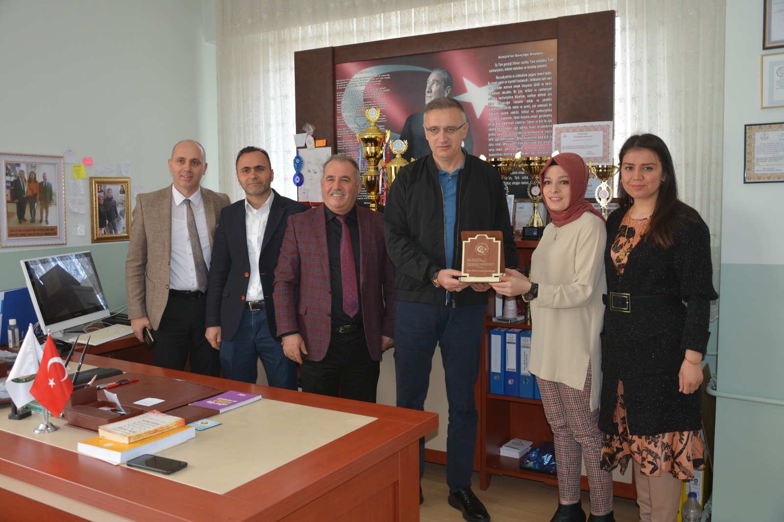 Başkan Yakar Okul Ziyaretlerine Devam Ediyor