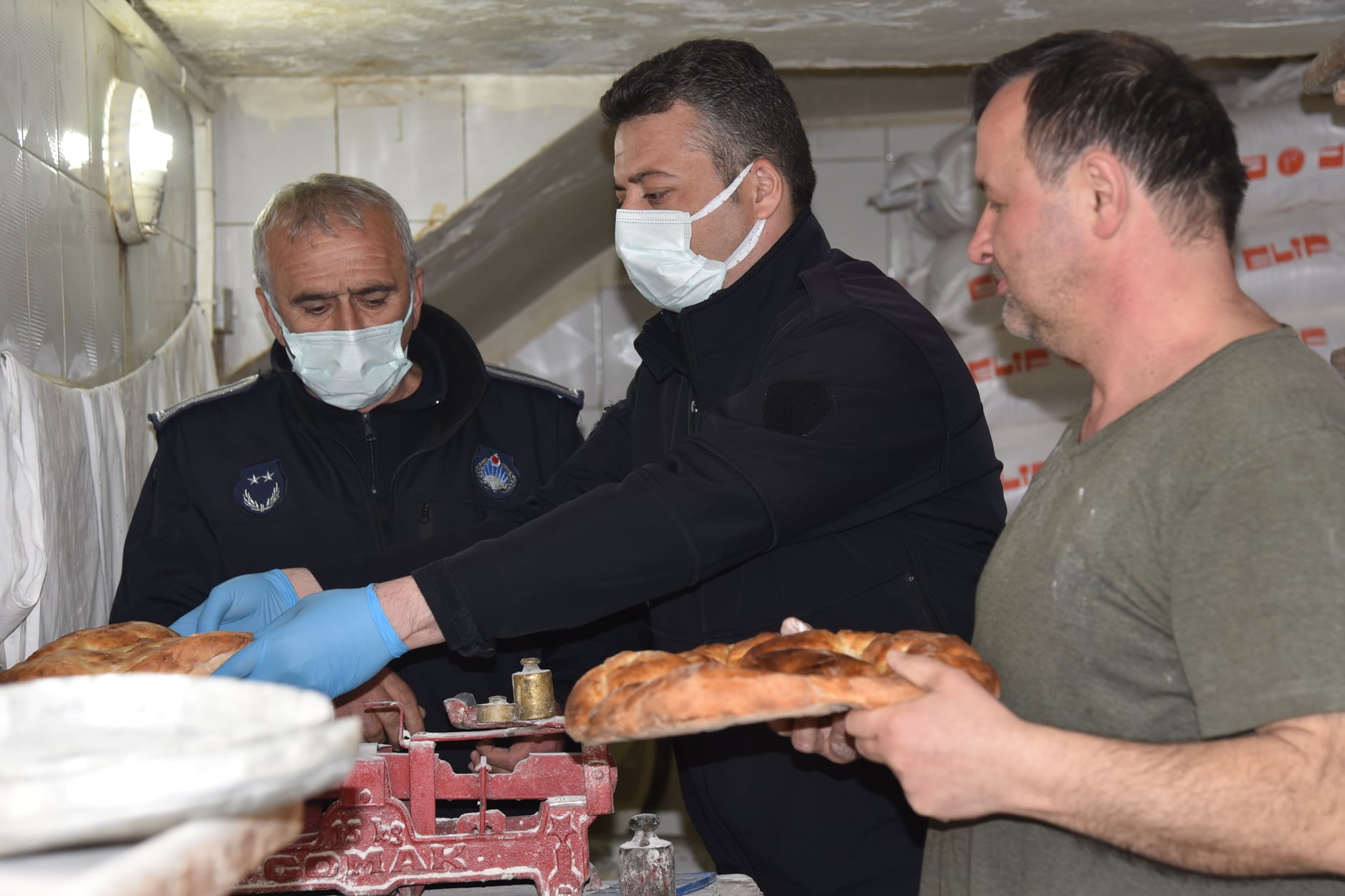 Görele’de Zabıta Ekipleri Fırınlara Ramazan Denetimi Yaptı