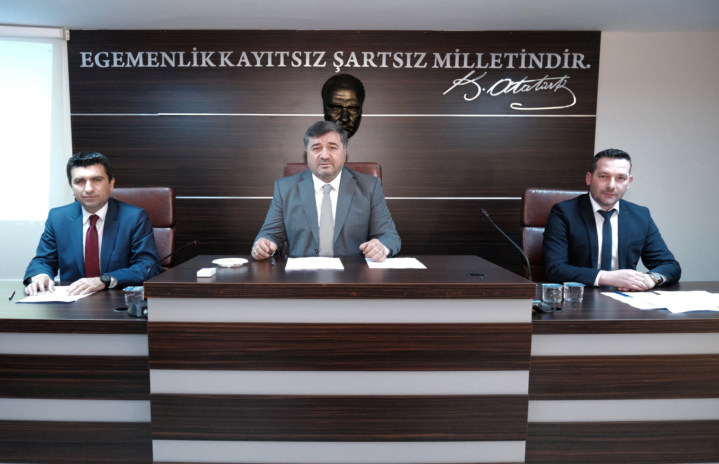 Şenlikoğlu’ndan Meclise 2022 Yılı Teşekkürü
