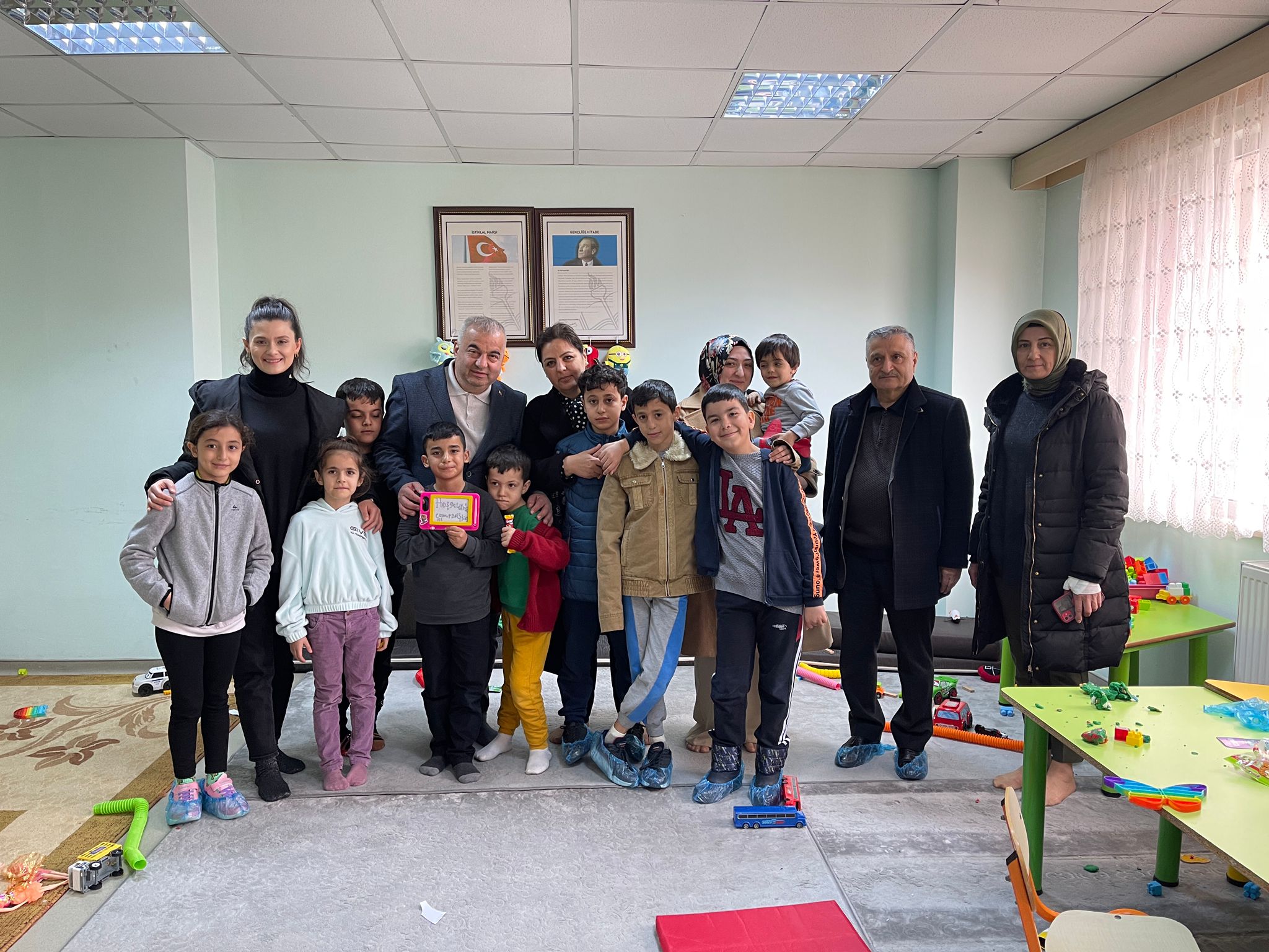 AK Parti Giresun İl Başkanlığı’nda Deprem Seferberliği Devam Ediyor