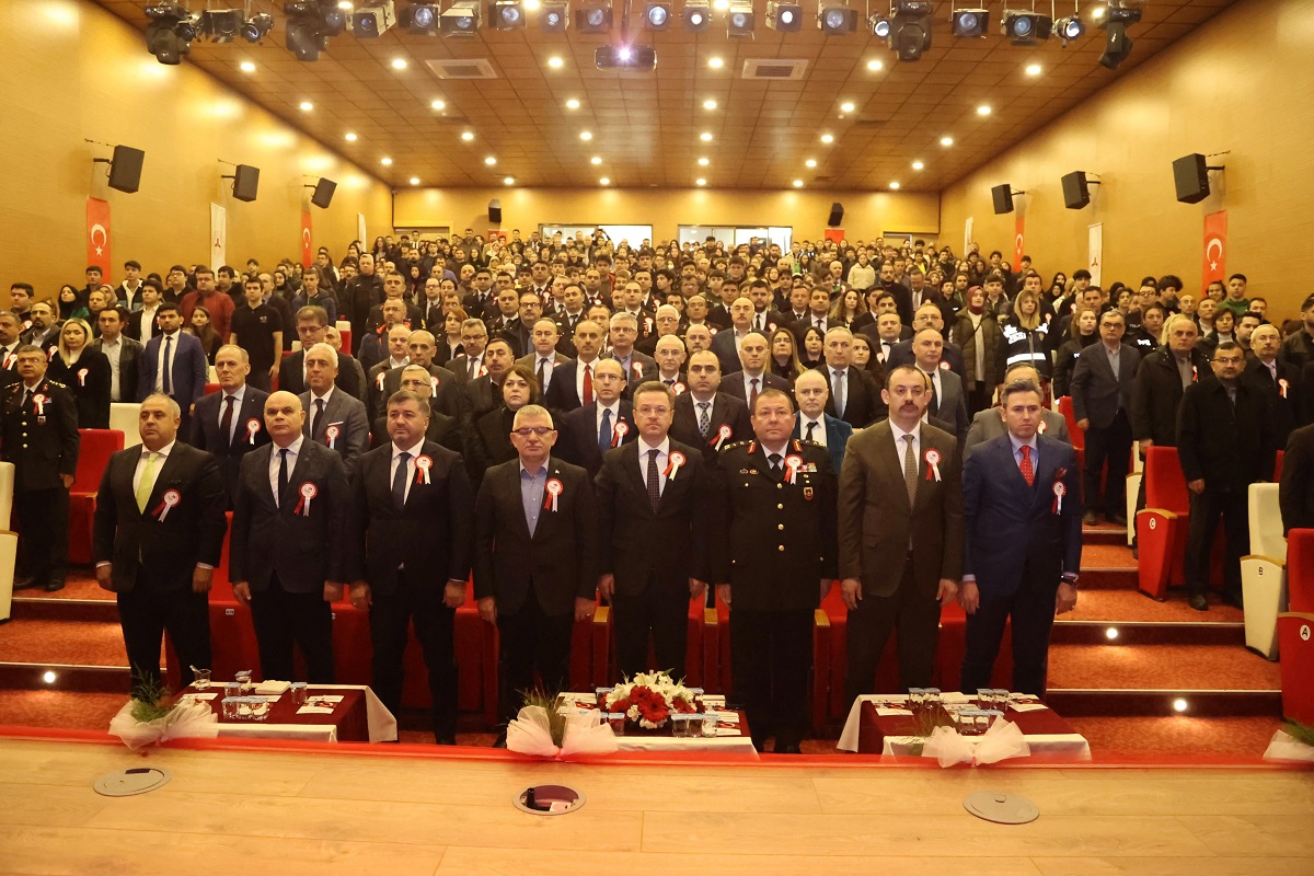 GİRESUN’DA İSTİKLAL MARŞIMIZIN KABULÜ KUTLANDI