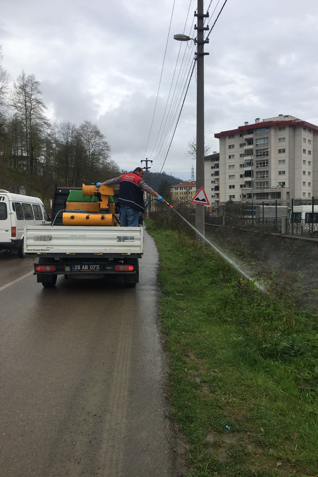 Sivrisinek ve Haşerelere Karşı İlaçlama Çalışması Yoğunlaştı