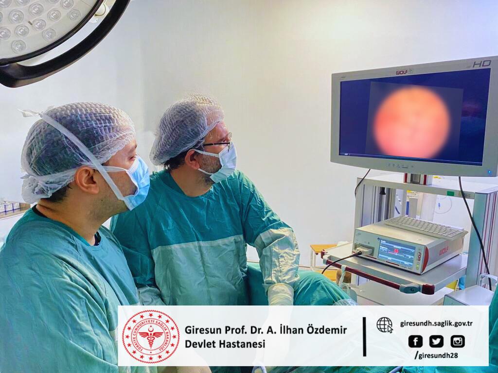 Üroloji Kliniğinde Mesane Botox Uygulaması Yapılıyor