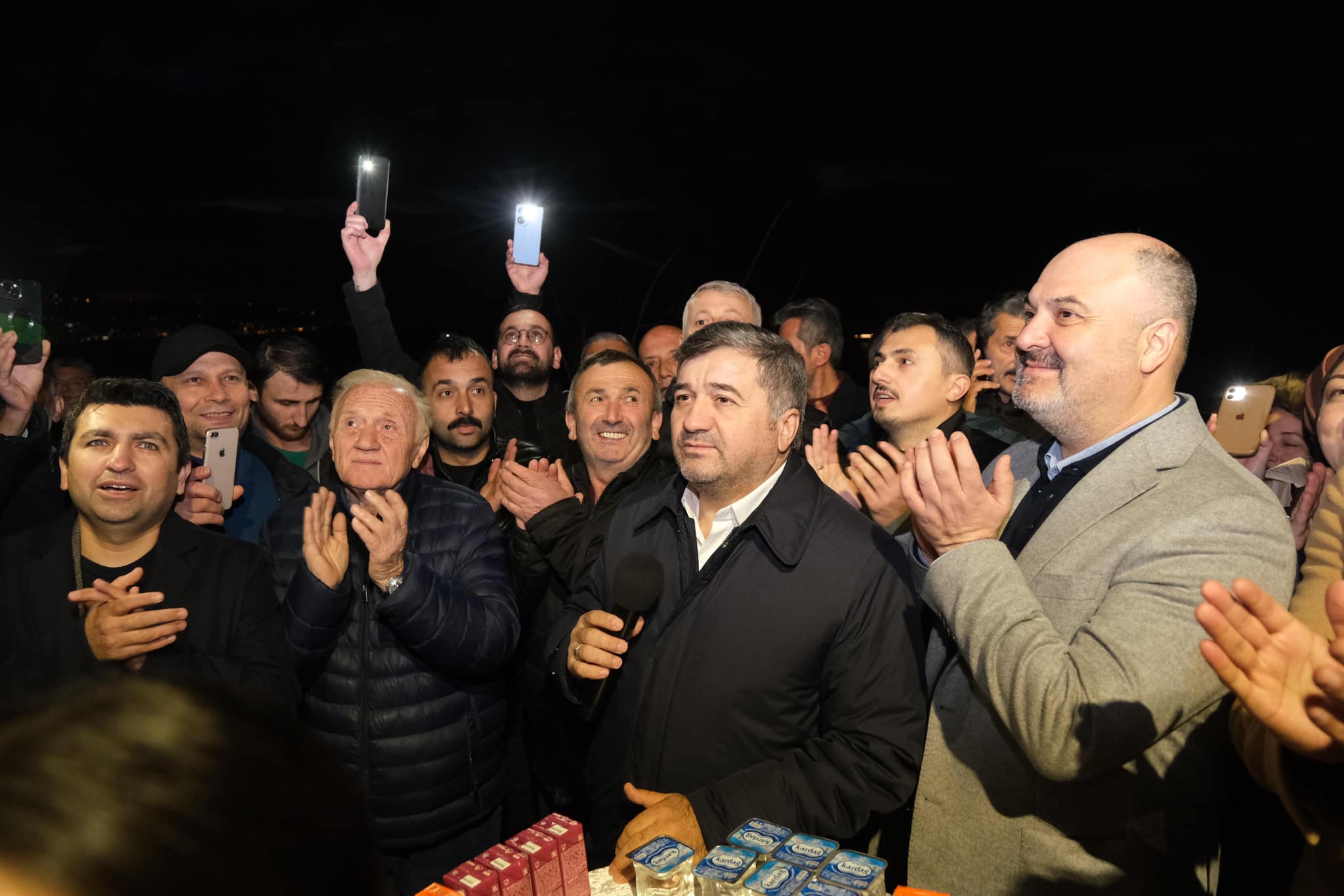 ÖZGÜRLÜK YOLU ŞENLENDİ