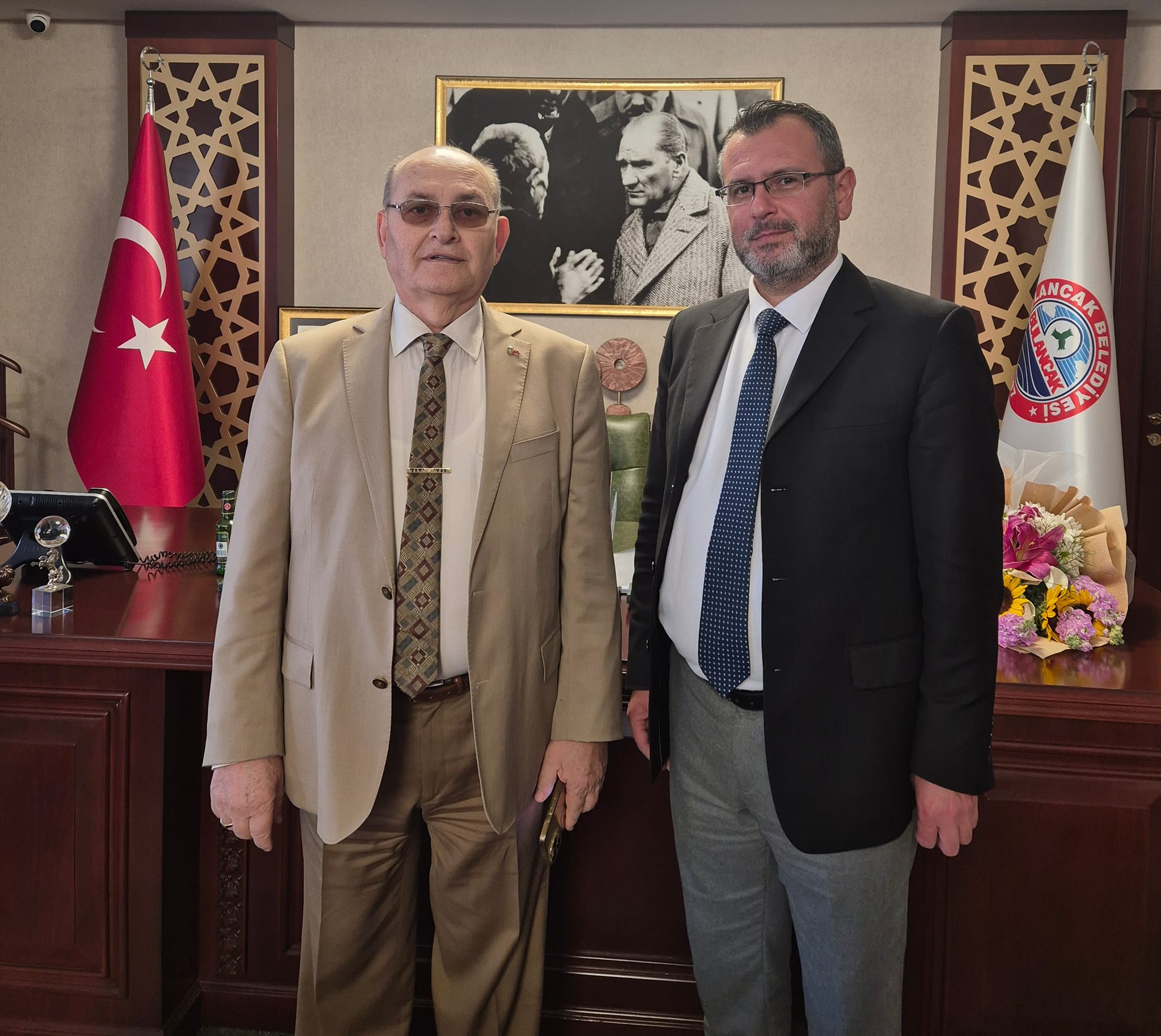 RAHMAN AYBAR MİSAFİRLERİNİ AĞIRLAMAYA DEVAM EDİYOR