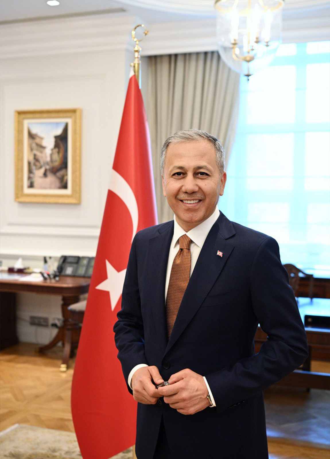 FİRARİ SUÇLULARLA MÜCADELEMİZ BAYRAM TATİLİNDE DE DEVAM EDİYOR