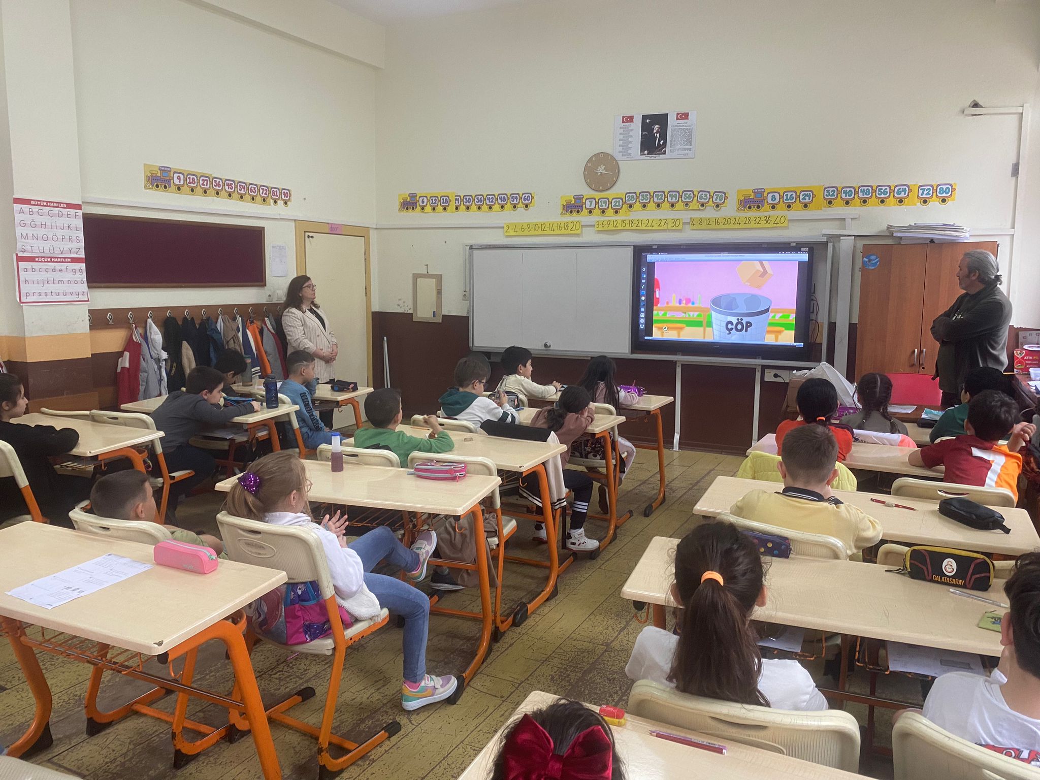 SIFIR ATIK BİLİNÇLENDİRME EĞİTİMLERİ SÜRÜYOR