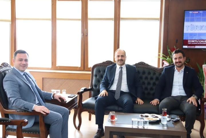 PİRAZİZ BELEDİYE BAŞKANI ESAT AYYILDIZ’A ZİYARET