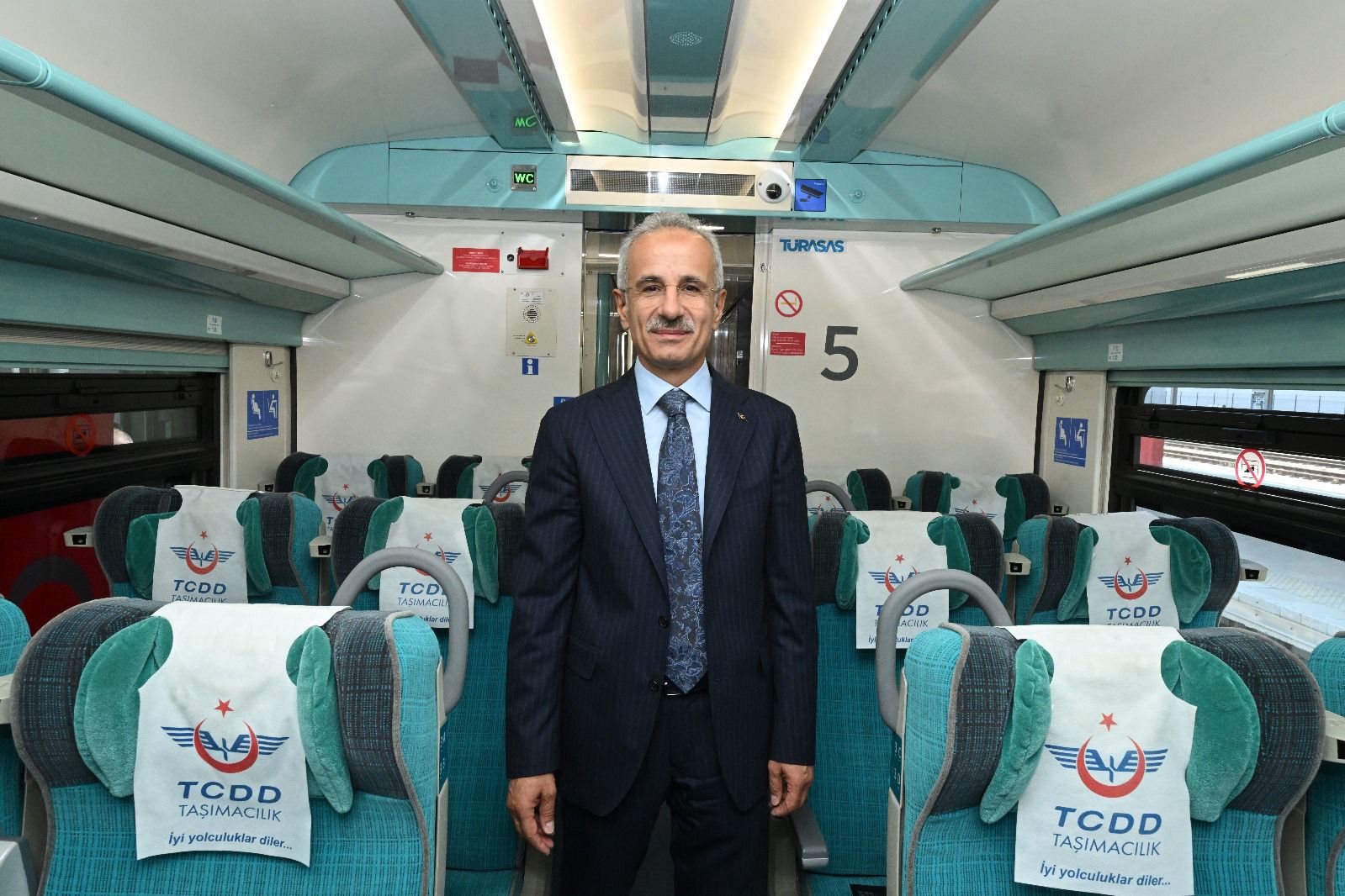 SİVAS-İSTANBUL YÜKSEK HIZLI TREN SEFERLERİ BAŞLIYOR