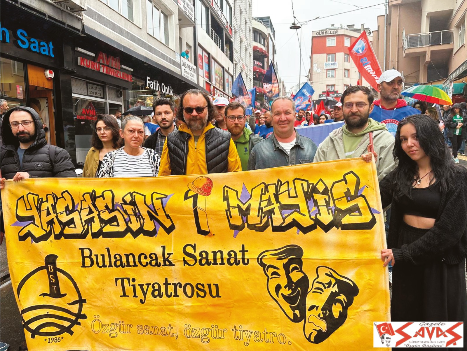 BULANCAK SANAT TİYATROSU GİRESUN 1 MAYIS YÜRÜYÜŞÜNE KATILDI