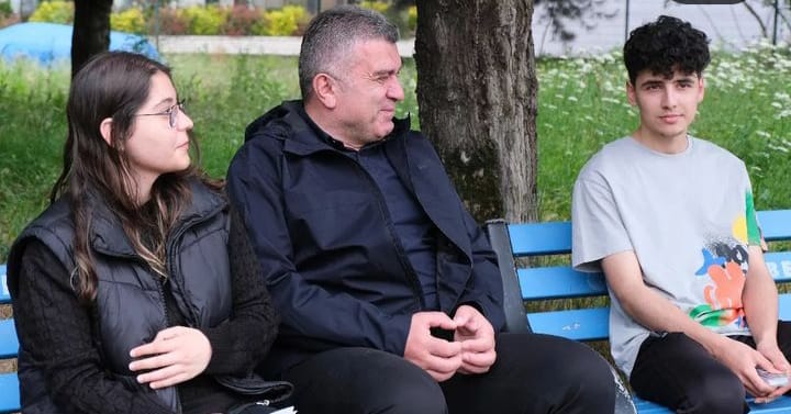 BAŞKAN SIBIÇ ve BULANCAK UĞUR KURS’DAN ÖĞRENCİLERE DESTEK