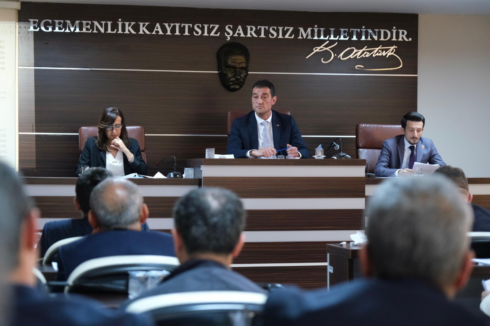 SU İNDİRİMİ BELEDİYE MECLİSİNDE GÖRÜŞÜLDÜ