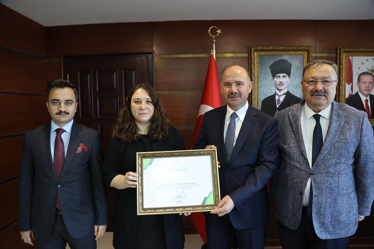 VALİ SERDENGEÇTİ’DEN ÇEVRE BERATI ÖDÜLLÜ ANAOKULUNA TEBRİK