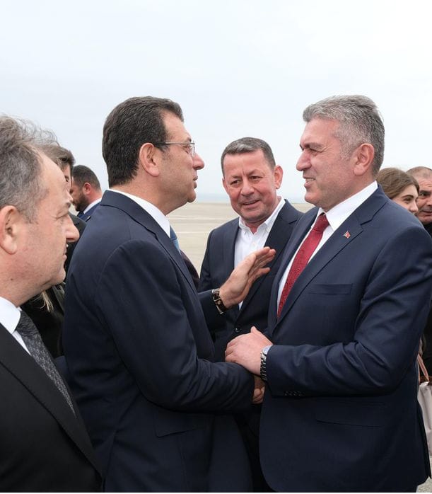 BAŞKAN SIBIÇ BAŞKAN İMAMOĞLUNU TEBRİK ETTİ