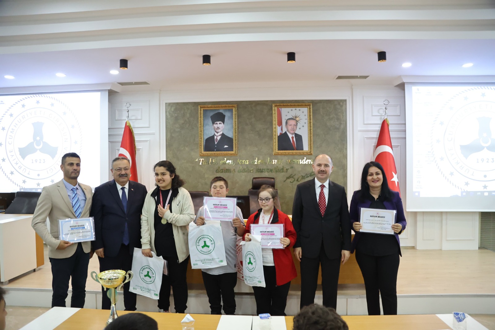 BAŞKAN EMİN ELTUĞRAL VE YÖNETİM KURULU’NDAN TFF BAŞKANI MEHMET BÜYÜKEKŞİ’YE ZİYARET