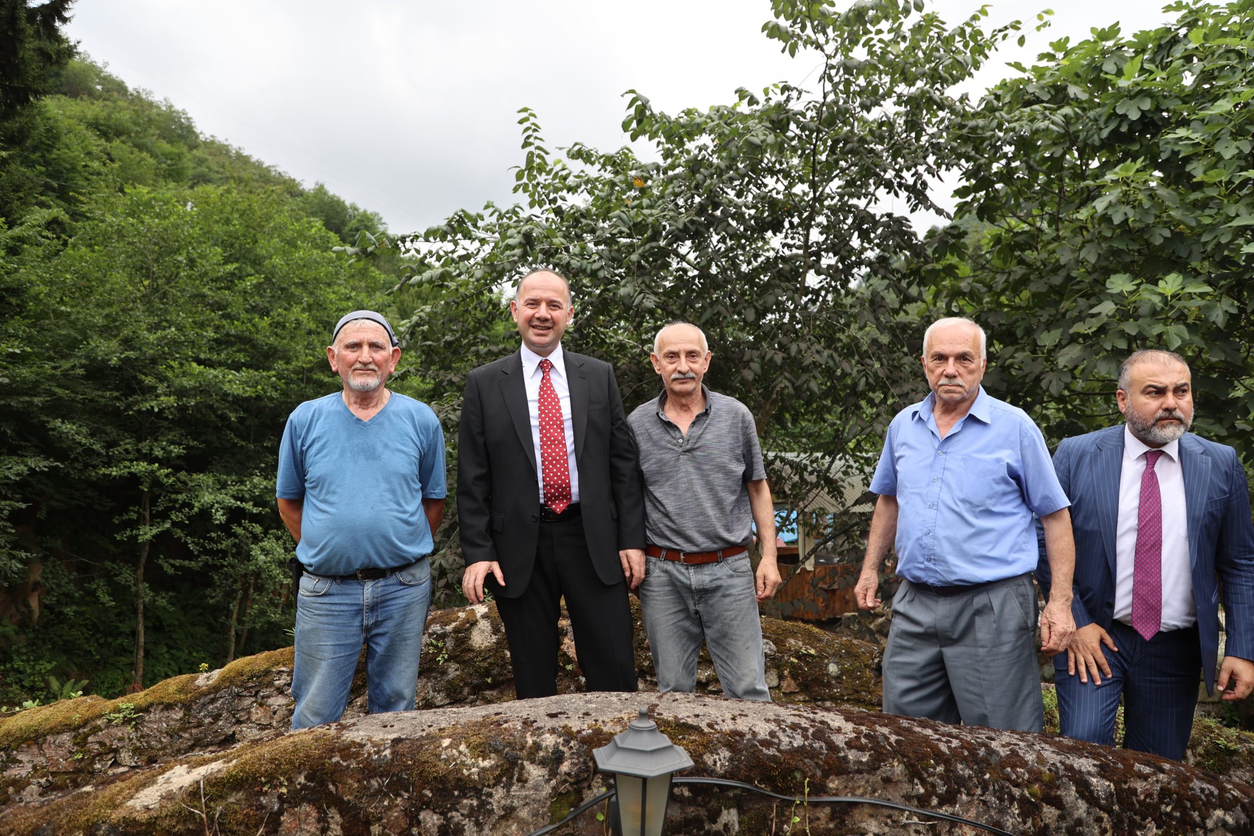 VALİ SERDENGEÇTİ, HAMİDİYE KÖY YOLLARINI İNCELEDİ VE TALEPLERİ DİNLEDİ