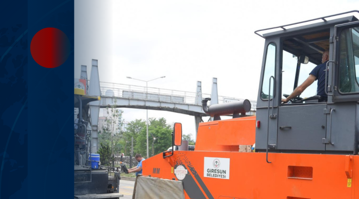 BELEDİYENİN ASFALT ATAĞI SÜRÜYOR TEHLİKE ARZ EDEN ÇERKEZ BÖLGESİ YENİDEN ASFALTLANDI