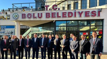 BAŞKAN KÖSE TANJU ÖZCAN’A DESTEK İÇİN BOLU’YA GİTTİ