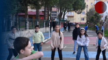 GİRESUN BELEDİYESİ ÇOCUK AKADEMİLERİNDE FAALİYETLER SÜRÜYOR