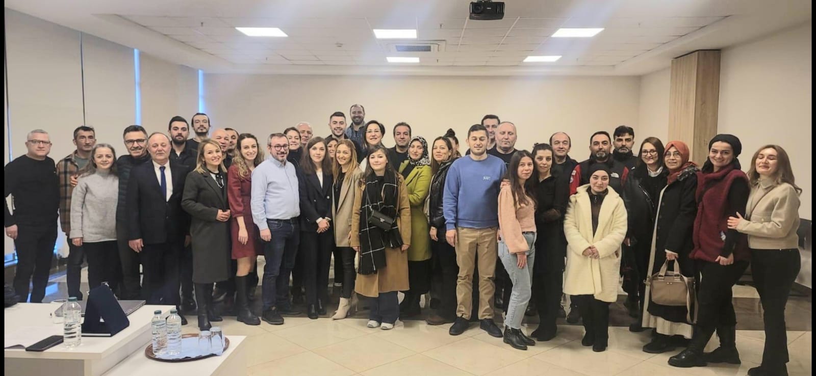 ECZANE TEKNİKERLERİ ETKİNLİKTE BULUŞTU