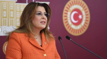 CHP GİRESUN MİLLETVEKİLİ ELVAN IŞIK GEZMİŞ  “Gazeteler, dünyanın aynalarıdır. “