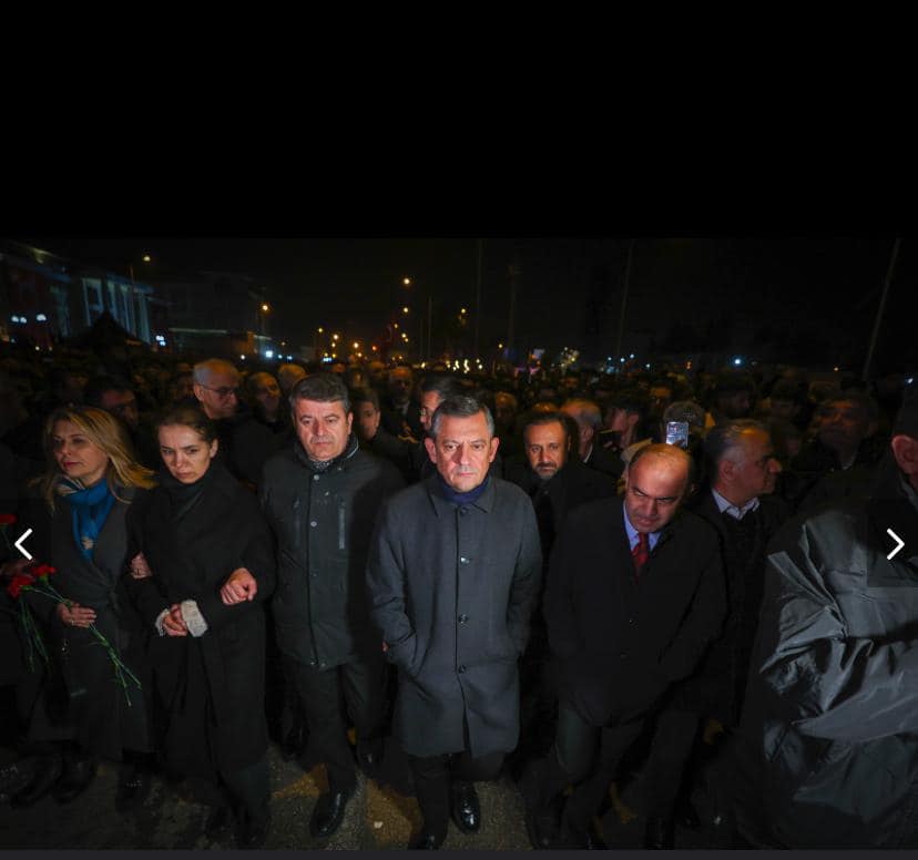 ÖZGÜR ÖZEL VE ELVAN IŞIK GEZMİŞ, ADIYAMAN’DA DEPREM ANMA TÖRENİNE KATILDI