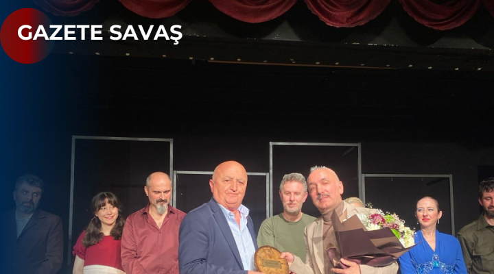 MÜRSEL GÜLMEZ TİYATRO GÜNLERİ DEVAM EDİYOR