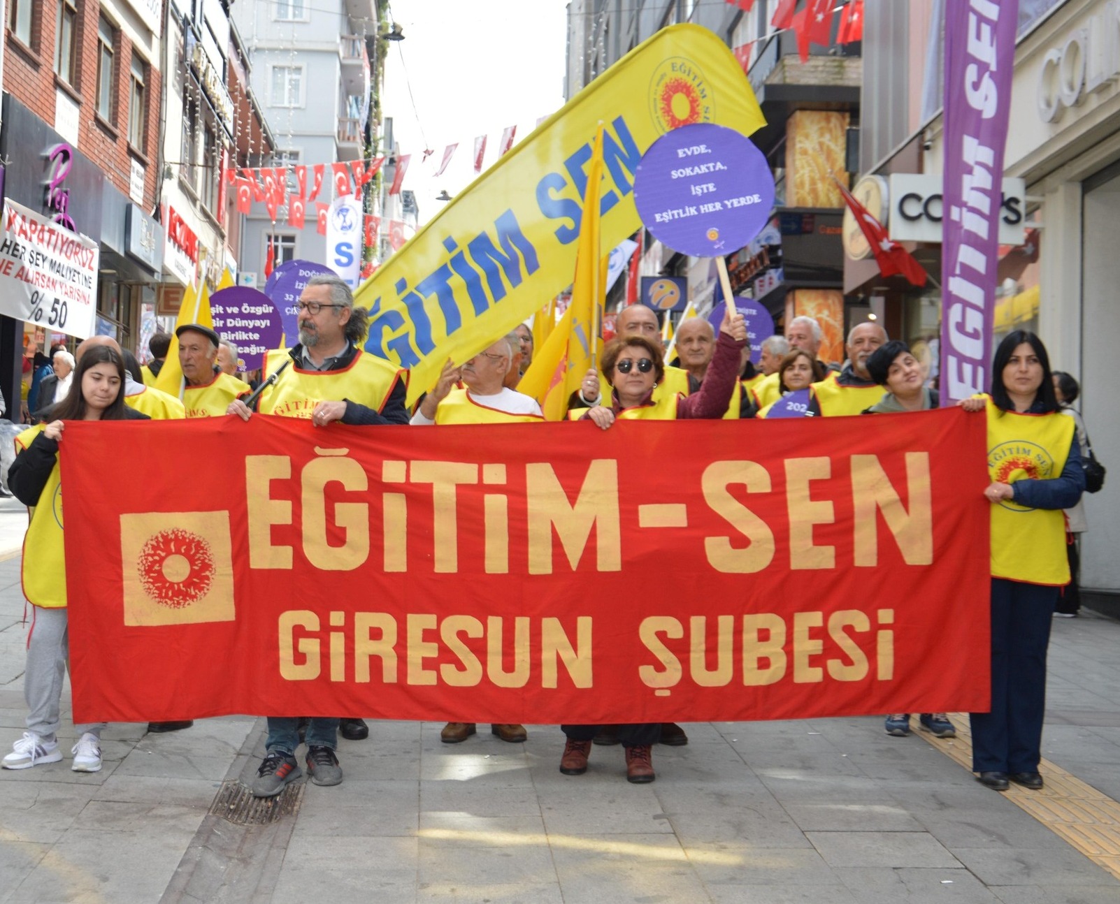 “10 Kasım Tepkisi: Giresun Eğitim Sen’den MEB’e Sert Tepki”