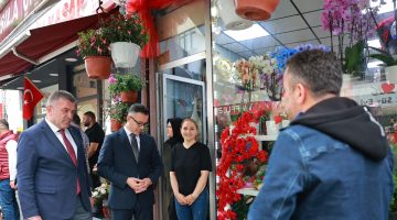 İLÇEDE BİRLİK VE BULUŞMA GÜNÜ: AÇILIŞ DA YAPILDI, ESNAF DA ZİYARET EDİLDİ