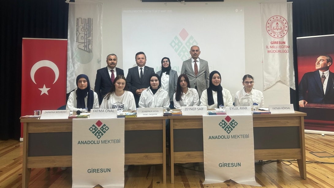 GİRESUN’DA ANLAMLI EDEBİYAT PANELİ: MUSTAFA KUTLU ESERLERİ ÖĞRENCİ YORUMLARIYLA HAYAT BULDU 