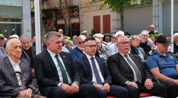 KURDOĞLU HACI HAFIZ KABRİ BAŞINDA VE ADININ VERİLDİĞİ MEYDANDA ANILDI