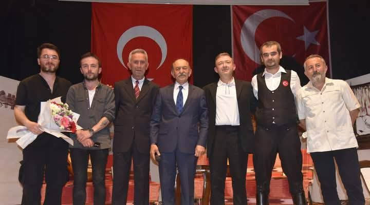 “GİRESUN’un DEĞERLERİ BİZİM UŞAKLAR” GÖRELE’DE SANATSEVERLERLE BULUŞTU