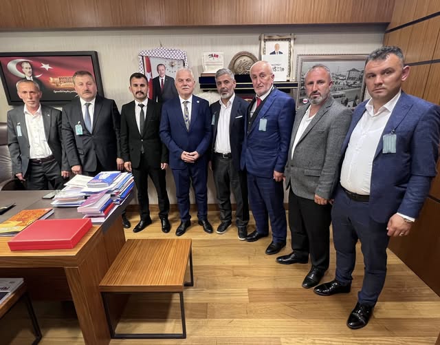 GİRESUN MİLLETVEKİLİ NAZIM ELMAS, TBMM’DE ESPİYELİ KONUKLARINI AĞIRLADI