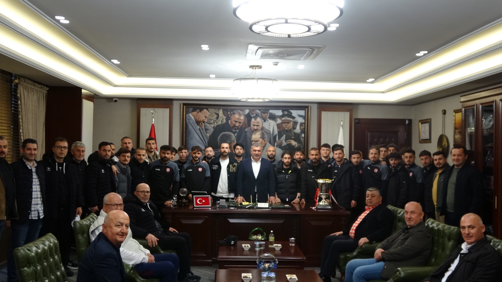 ŞAMPİYON 1926 BULANCAKSPOR’dan BAŞKAN SIBIÇ’a  ZİYARET