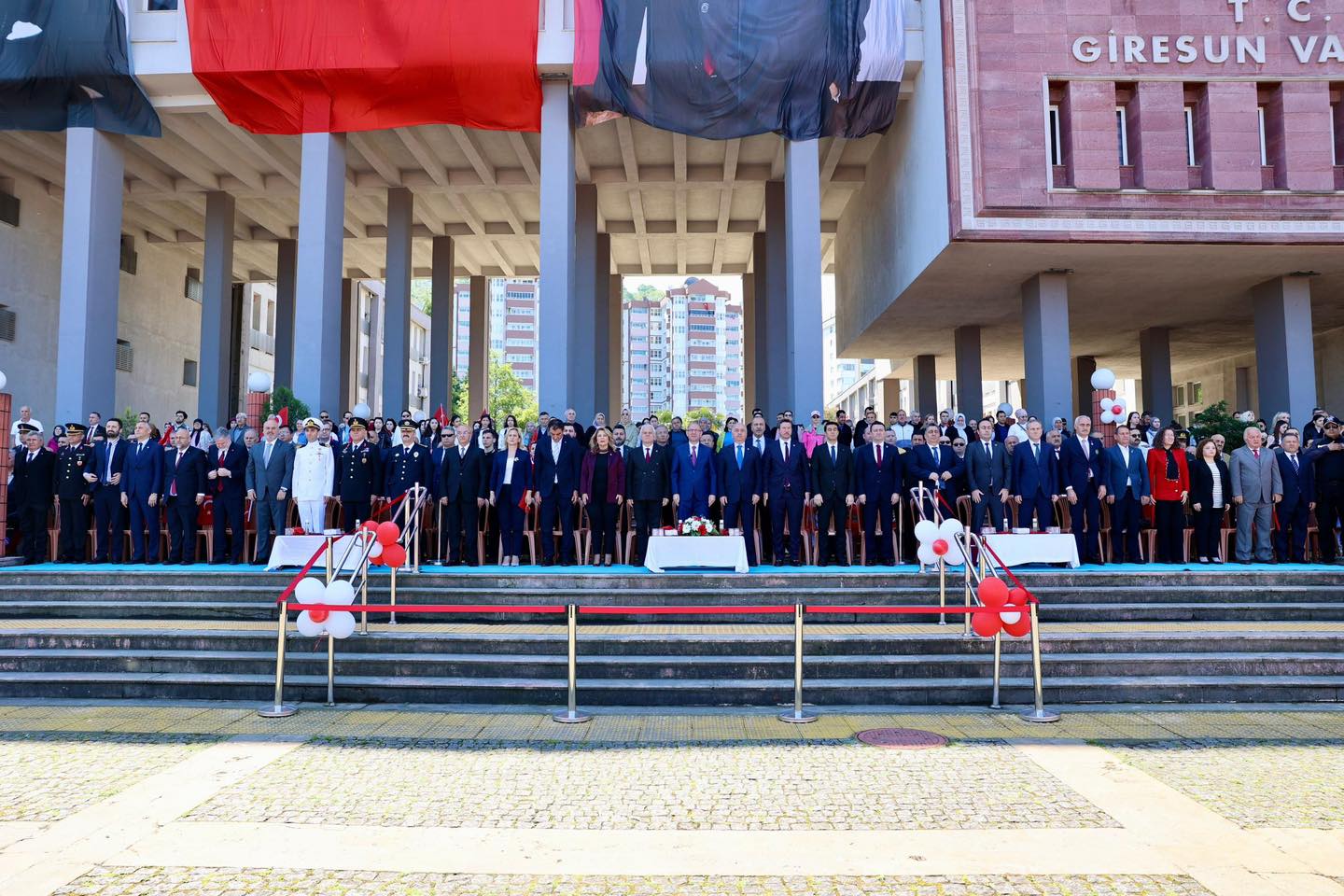 GİRESUN’DA 19 MAYIS COŞKUSU: GENÇLİK VE SPOR BAYRAMI GÖRKEMLİ ETKİNLİKLERLE KUTLANDI