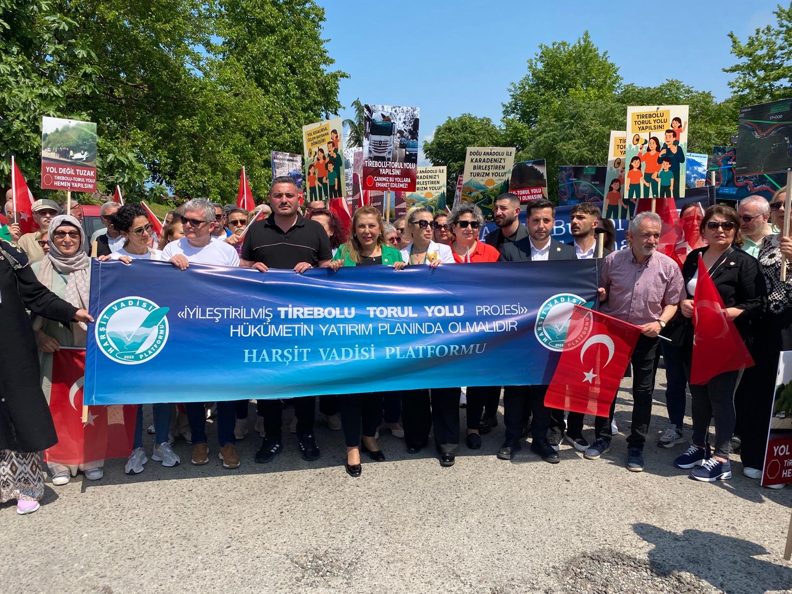Milletvekili GEZMİŞ Tirebolu’dan Hükümete Seslendi: ”TİREBOLU-TORUL YOLU YATIRIM PROGRAMINA ALINSIN”