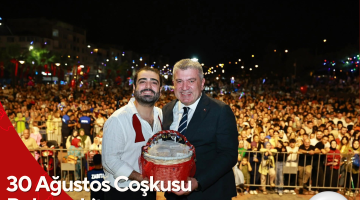 30 Ağustos Coşkusu Bulancak’ta Doruğa Ulaştı: Zafer Yürüyüşü ve Selçuk Balcı Konseriyle Unutulmaz Akşam
