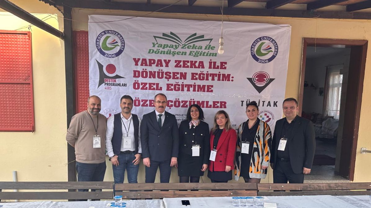 İlçe Milli Eğitim Müdürü Şenel BULUT, Özel Eğitim Öğretmenlerine Yönelik TÜBİTAK Yapay Zeka Projesini Ziyaret Etti