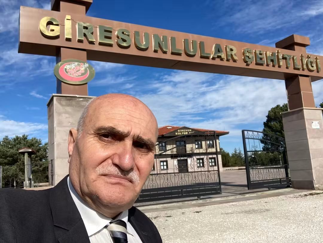 ARİF DEDE, GİRESUNLULAR ŞEHİTLİĞİ’NDE GENÇ KUŞAKLARA SESLENDİ
