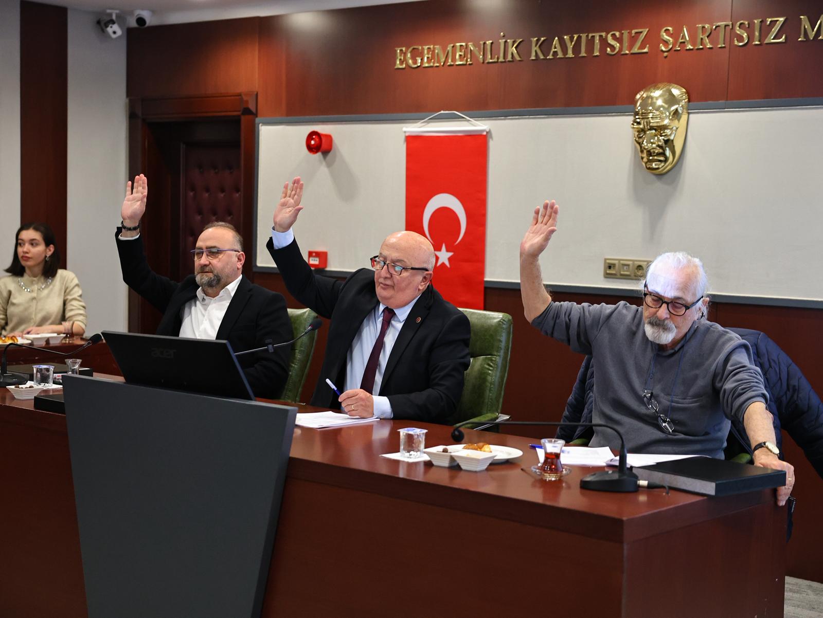 BULANCAK BELEDİYE MECLİSİNDE YENİ YILIN İLK TOPLANTISI YAPILDI