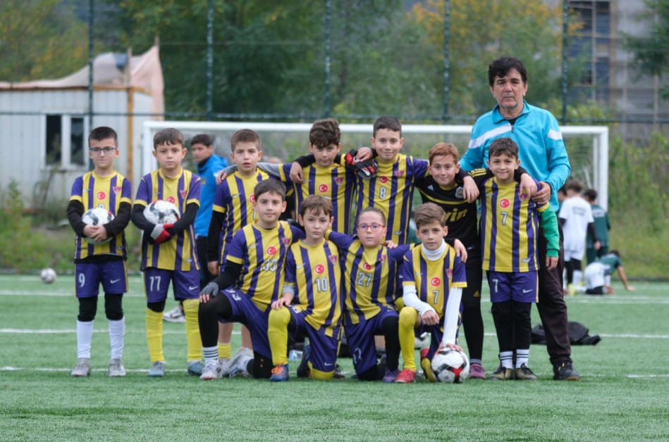 BULANCAKLI GENÇ YETENEKLER TRABZONSPOR VİTRİNİNE ÇIKIYOR