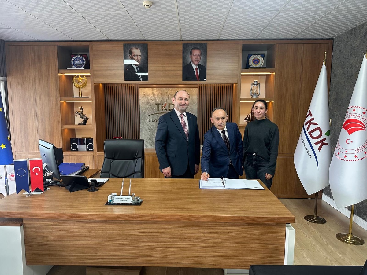 PİRAZİZ’DE YEREL KALKINMA HAMLESİ: 11,4 MİLYON TL’LİK DEV HİBE SÖZLEŞMESİ İMZALANDI