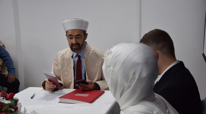 TDV’den gençlere evlilik desteği