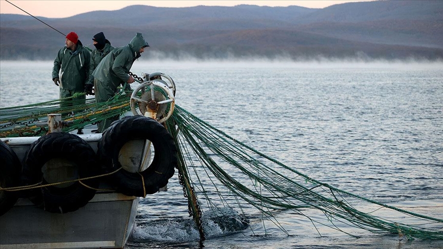 BALIKÇILARA MÜJDE: KÜÇÜK ÖLÇEKLİ BALIKÇILIK DESTEKLEME BAŞVURULARI BAŞLADI