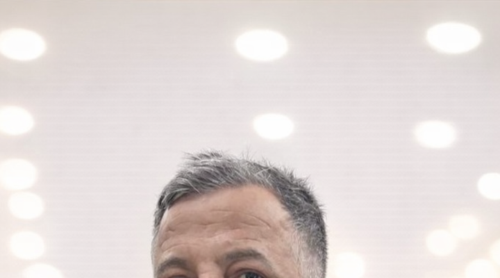 DİŞ HEKİMİ MUSTAFA PUL, ALDOSA TV HABER MÜDÜRÜ VE ‘GÜNDEM NE DİYOR’ PROGRAMI SUNUCUSU SEDAT KARAKAYA’YA ÖZEL RÖPORTAJ VERDİ. ‘DİŞ ÇÜRÜĞÜ TÜM VÜCUDU TEHDİT EDİYOR!’